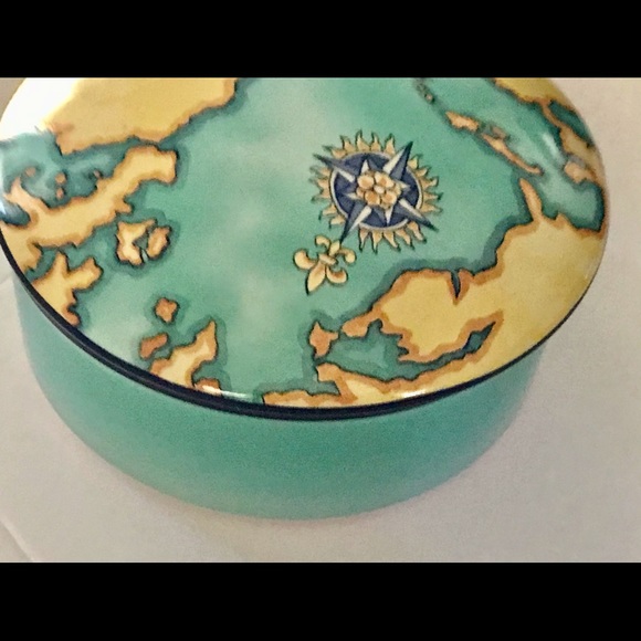 New Tiffany & Co. Tauck Porcelain Trinket Box … - Picture 5 of 16